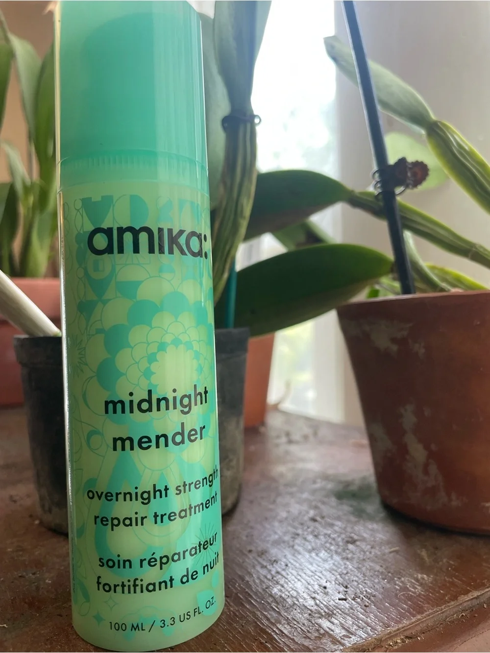 Brand new never used amika brand midnight mender